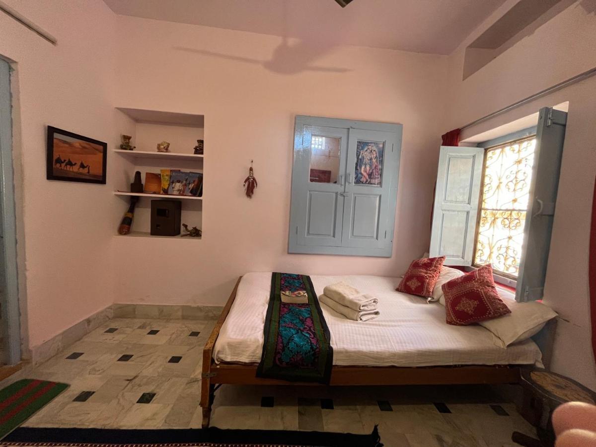 Hostel Marigold Home Stay Jaisalmer Quarto foto
